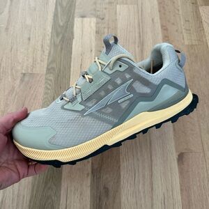 Altra Lone Peak All-WTHR 2 Women's Size 10 Trail Running Shoes Grey
